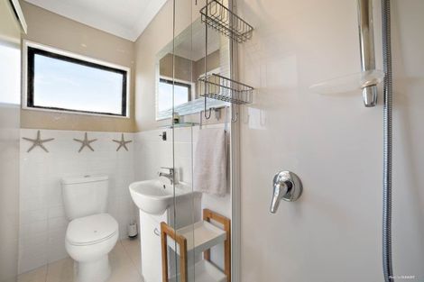 Photo of property in 57e Lancaster Road, Beach Haven, Auckland, 0626