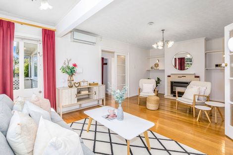 Photo of property in 45a Oxford Street, Tawa, Wellington, 5028