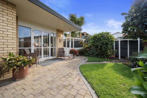 Photo of property in 216b Ngatai Road, Otumoetai, Tauranga, 3110