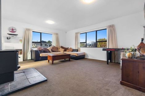 Photo of property in 1 Bullmore Place, Pukehangi, Rotorua, 3015
