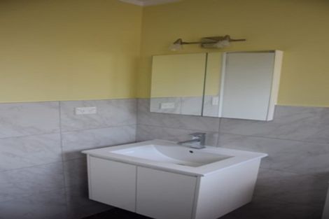 Photo of property in 24 Metcalfe Road, Ranui, Auckland, 0612