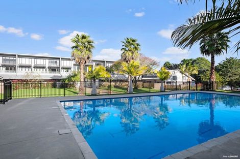 Photo of property in 7d/30 Westward Ho, Glen Eden, Auckland, 0602