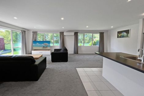 Photo of property in 18 Date Crescent, Aidanfield, Christchurch, 8025