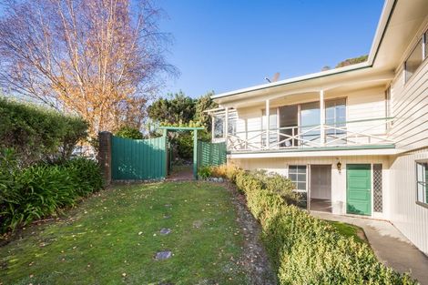 Photo of property in 17 Leeward Drive, Whitby, Porirua, 5024