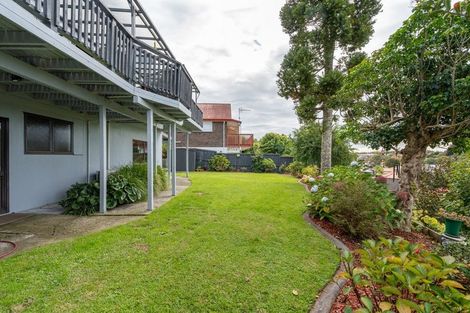 Photo of property in 13 Houhere Place, Pukete, Hamilton, 3200