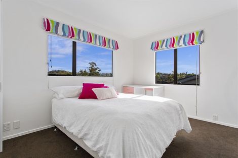 Photo of property in 121 Forrest Hill Road, Forrest Hill, Auckland, 0620