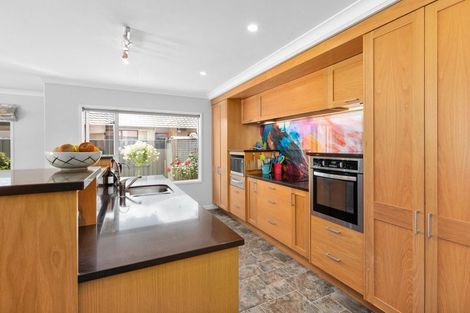 Photo of property in 10 Rochfort Street, Otane, 4202