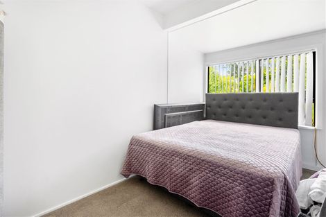 Photo of property in 323 Triangle Road, Massey, Auckland, 0614