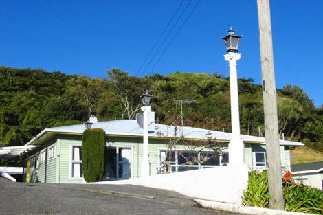Photo of property in 9 Cook Terrace, Greymouth, 7805