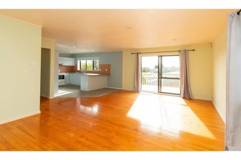 Photo of property in 6 Sundown Avenue, Manly, Whangaparaoa, 0930