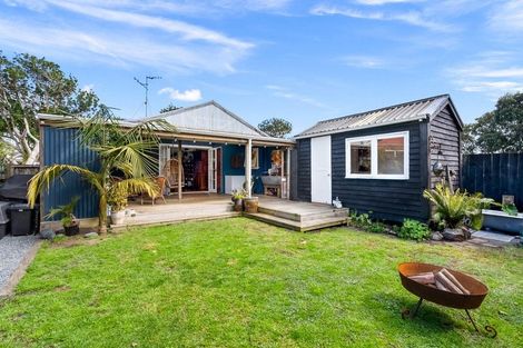 Photo of property in 6 Domain Road, Onerahi, Whangarei, 0110