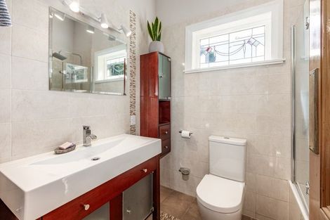 Photo of property in 194 Sydney Street West, Thorndon, Wellington, 6011