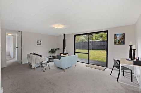 Photo of property in 1/235 Glengarry Road, Glen Eden, Auckland, 0602