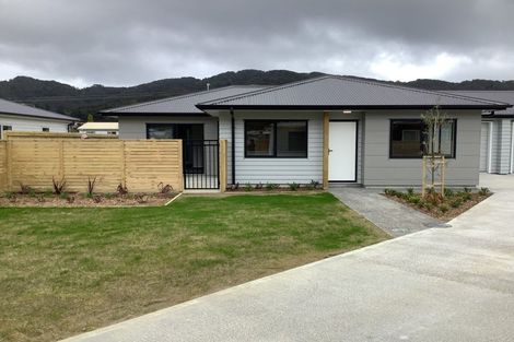 Photo of property in 35 Grovedale Square, Wainuiomata, Lower Hutt, 5014