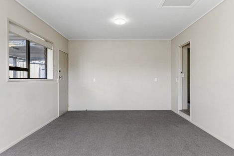 Photo of property in 7 Kathleen Place, Rainbow Point, Taupo, 3330