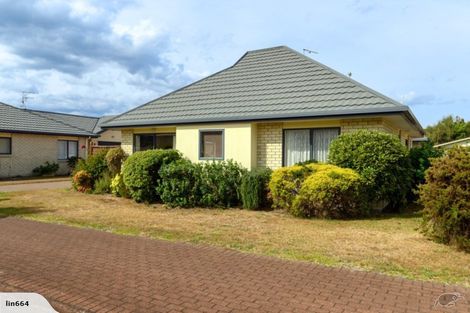 Photo of property in 66unit Kawaha Point Road, Kawaha Point, Rotorua, 3010
