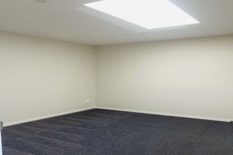 Photo of property in 16 Mene Way, Karaka, 2113