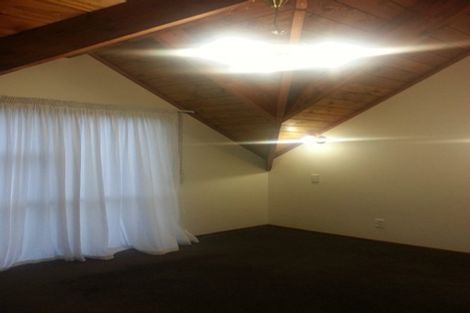 Photo of property in 64b Pleasant Road, Glen Eden, Auckland, 0602