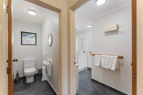 Photo of property in 4/24 Acheron Road, Paremata, Porirua, 5026