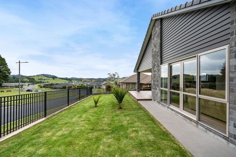 Photo of property in 3 Rotokauri Rise, Te Kamo, Whangarei, 0112