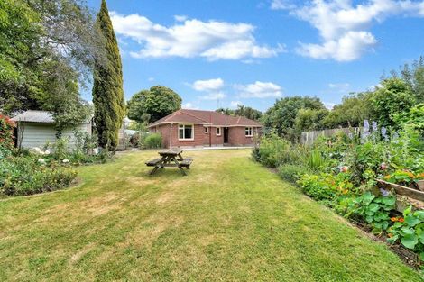 Photo of property in 37 Balrudry Street, Avonhead, Christchurch, 8042
