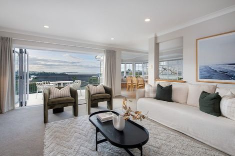 Photo of property in 147 Churchill Road, Rothesay Bay, Auckland, 0630