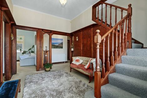 Photo of property in 29 Wadestown Road, Wadestown, Wellington, 6012