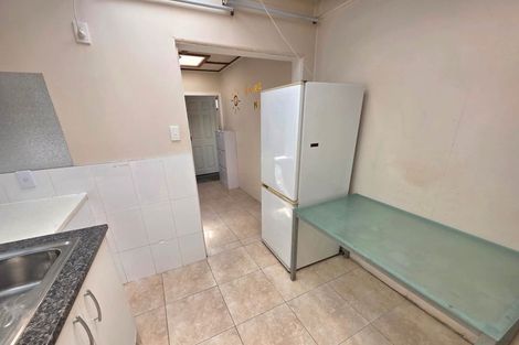 Photo of property in 37 Sunset Road, Totara Vale, Auckland, 0632