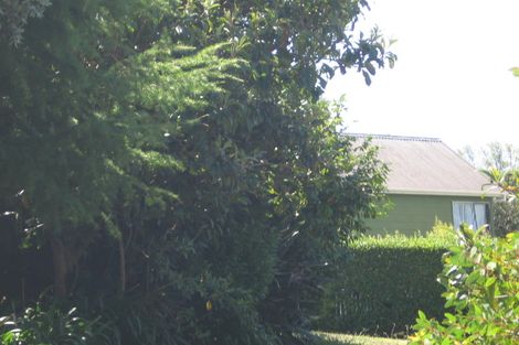 Photo of property in 2/14 Gladys Avenue, Glenfield, Auckland, 0629