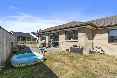 Photo of property in 6 Molesworth Street, Carterton, 5713