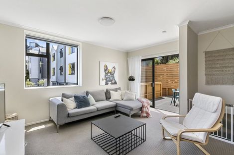 Photo of property in 22u7 Booth Street, Miramar, Wellington, 6022