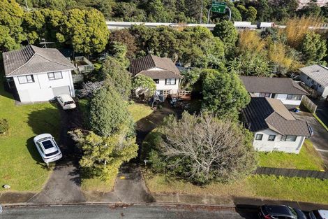 Photo of property in 40 Holmes Drive South, Massey, Auckland, 0614