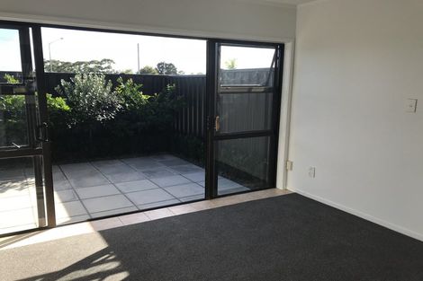 Photo of property in 327d Hobsonville Road, Hobsonville, Auckland, 0618