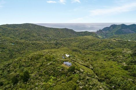 Photo of property in 112 Lone Kauri Road, Karekare, New Lynn, 0772