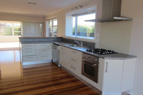 Photo of property in 72 Toorak Avenue, Avonhead, Christchurch, 8042