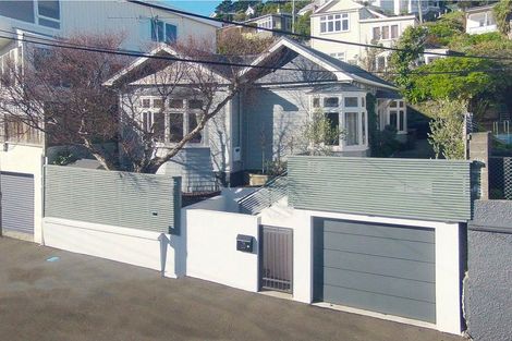 Photo of property in 26 Hawker Street, Mount Victoria, Wellington, 6011