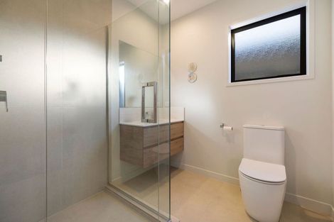 Photo of property in 12 Chapman Way, Jacks Point, 9371