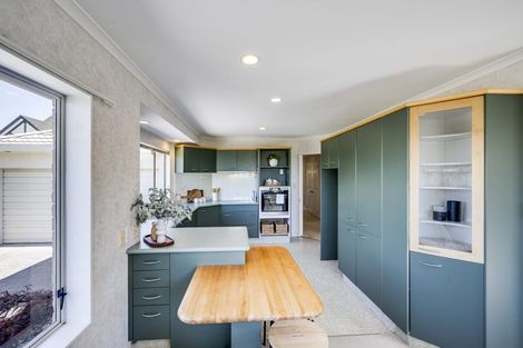 Photo of property in 76b Churchill Drive, Taradale, Napier, 4112