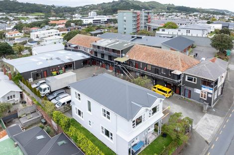 Photo of property in 2/369 Adelaide Road, Newtown, Wellington, 6021