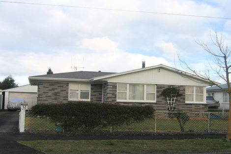 Photo of property in 12 Thornton Place, Melville, Hamilton, 3206