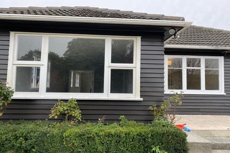 Photo of property in 8 Newall Avenue, Bryndwr, Christchurch, 8052