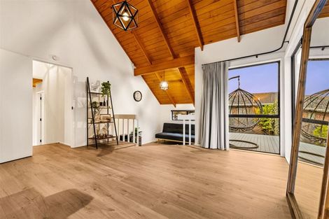 Photo of property in 50 Halberg Street, Glenfield, Auckland, 0629