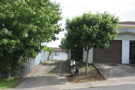 Photo of property in 1/24 Cedar Heights Avenue, Massey, Auckland, 0614