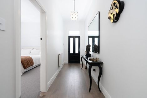 Photo of property in 23 Ferry Street, Seatoun, Wellington, 6022