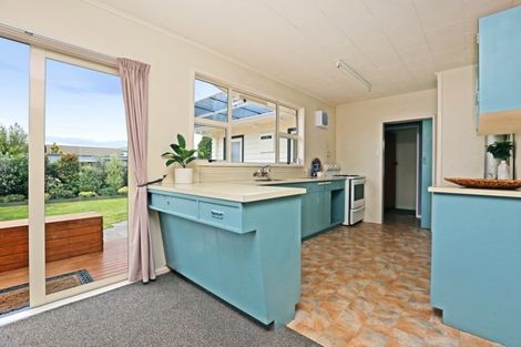 Photo of property in 2 Holyrood Street, Taradale, Napier, 4112