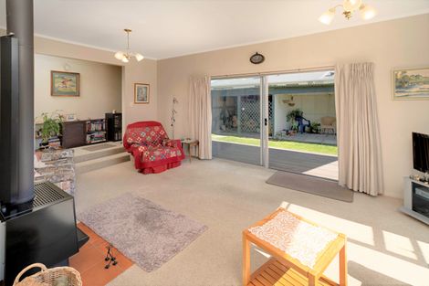 Photo of property in 79 Newnham Street, Rangiora, 7400