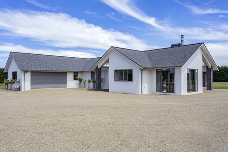 Photo of property in 1228 Loburn Whiterock Road, Loburn, Rangiora, 7472