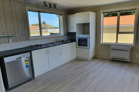 Photo of property in 1/245 Waterloo Road, Hornby, Christchurch, 8042