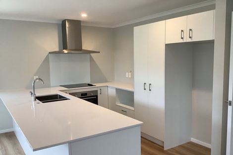 Photo of property in 35 Grovedale Square, Wainuiomata, Lower Hutt, 5014