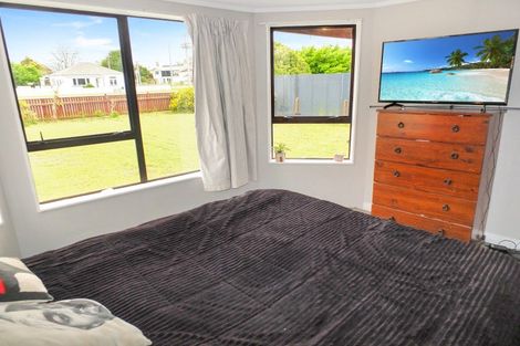 Photo of property in 8 Russell Street, Foxton, 4814